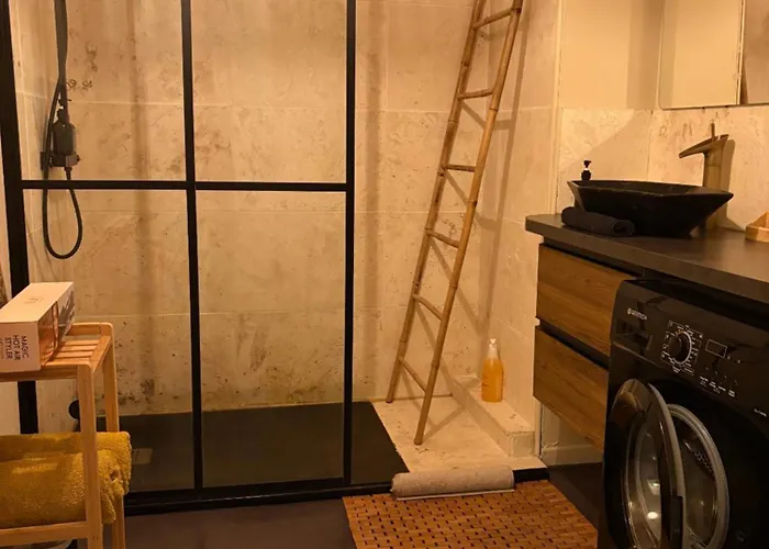 Le Des Coteaux, Free Parking & Free Wifi